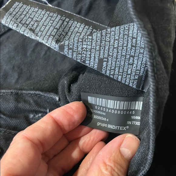 Zara Women's Black Flare Jeans with Zipper Accent. 34. Straight to flare.FLAW - Picture 8 of 11